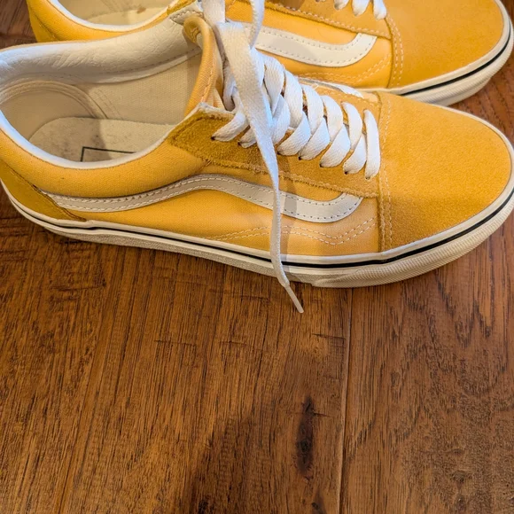 Vans Mustard and White Low-Top Sneakers - Picture 5 of 5